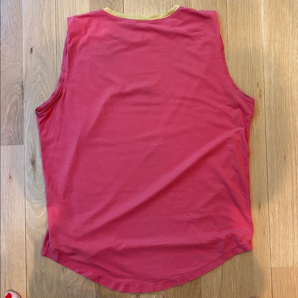 Lululemon Tank Red Yellow Contrast Muscle Tee Size Large - Picture 3 of 4
